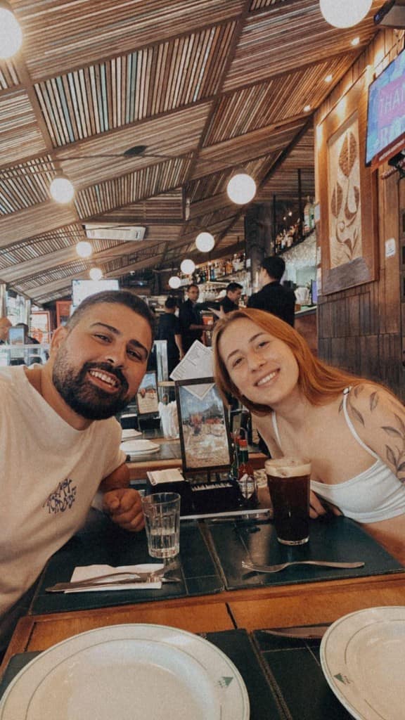 Mayra e Bruno em mais um restaurante