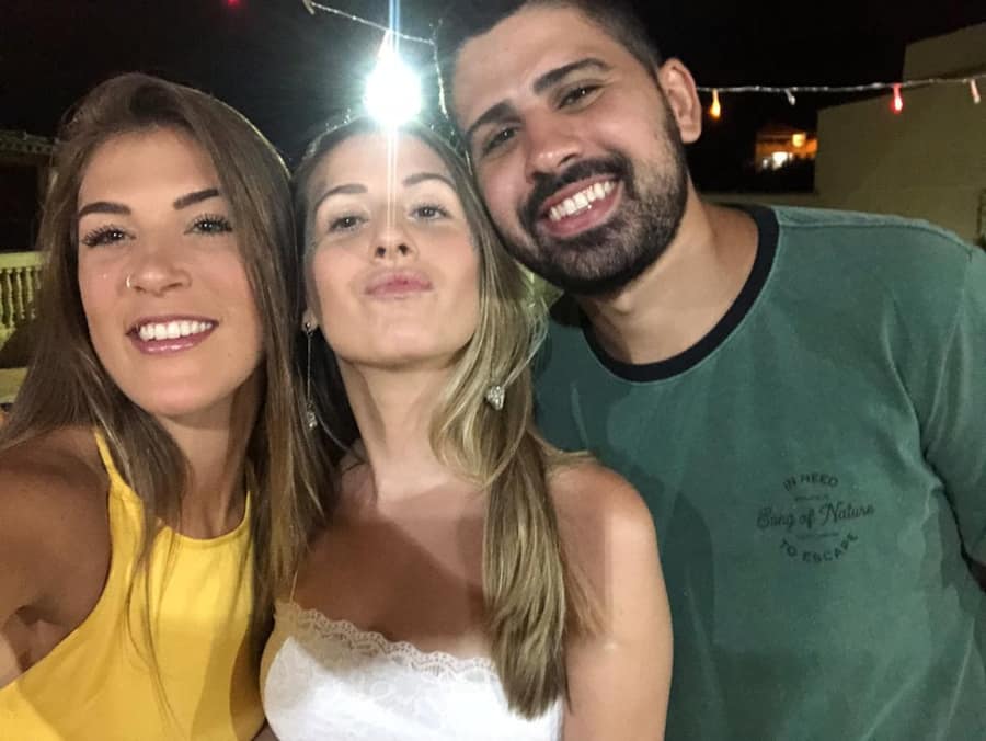 Mayra, Bruno e a Karen no Réveillon em Tocos do Moji
